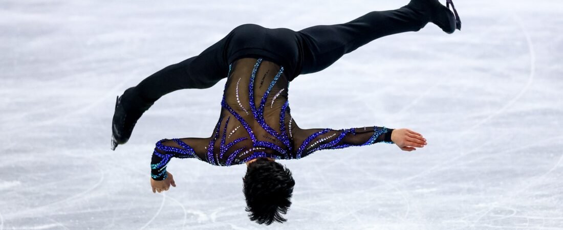 Donovan Carrillo vuelve a la pista y se mete a la final mundial en Praga